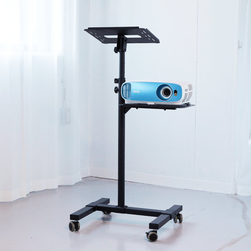 プロジェクター